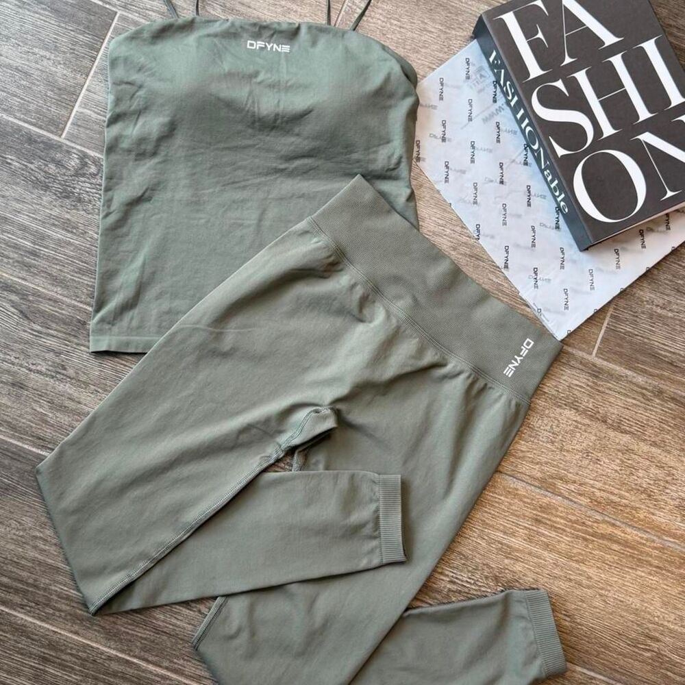 Dfyne Women's Green and Khaki set